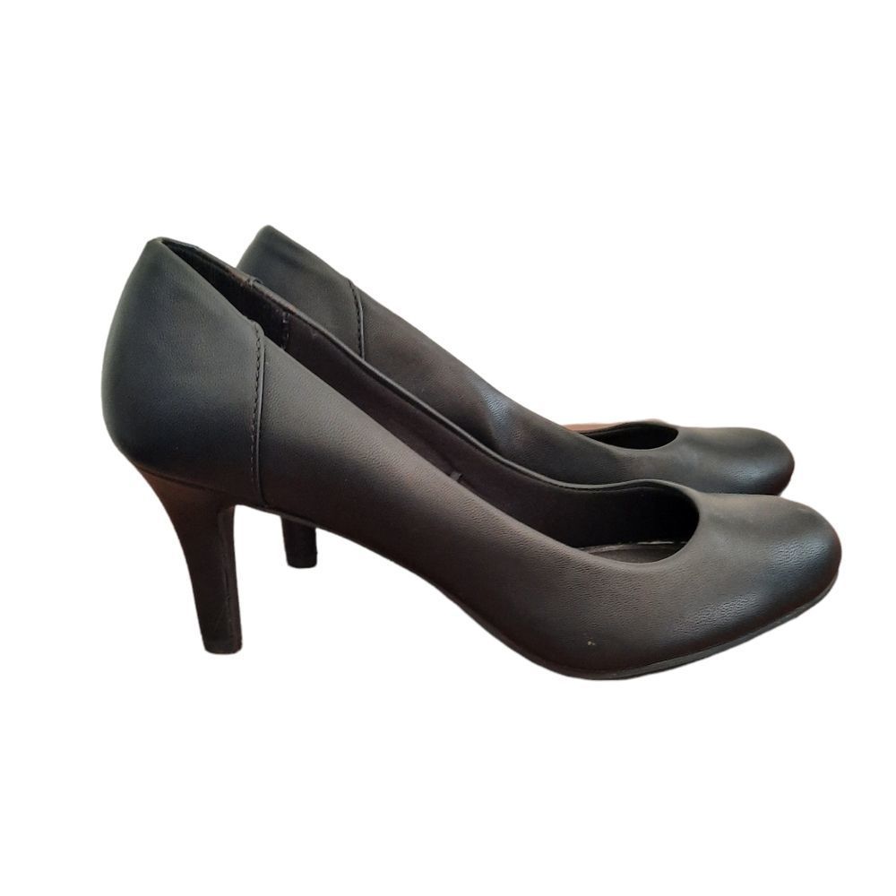 Time and Tru black heels size 9